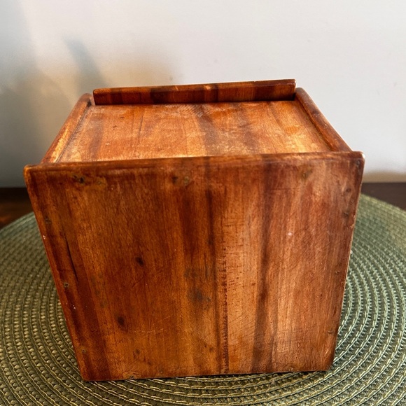 Antique Wall Salt Box Vintage Primitive Wood 9" Tall x 5" Wide x 4” Deep See Pic - Picture 5 of 11